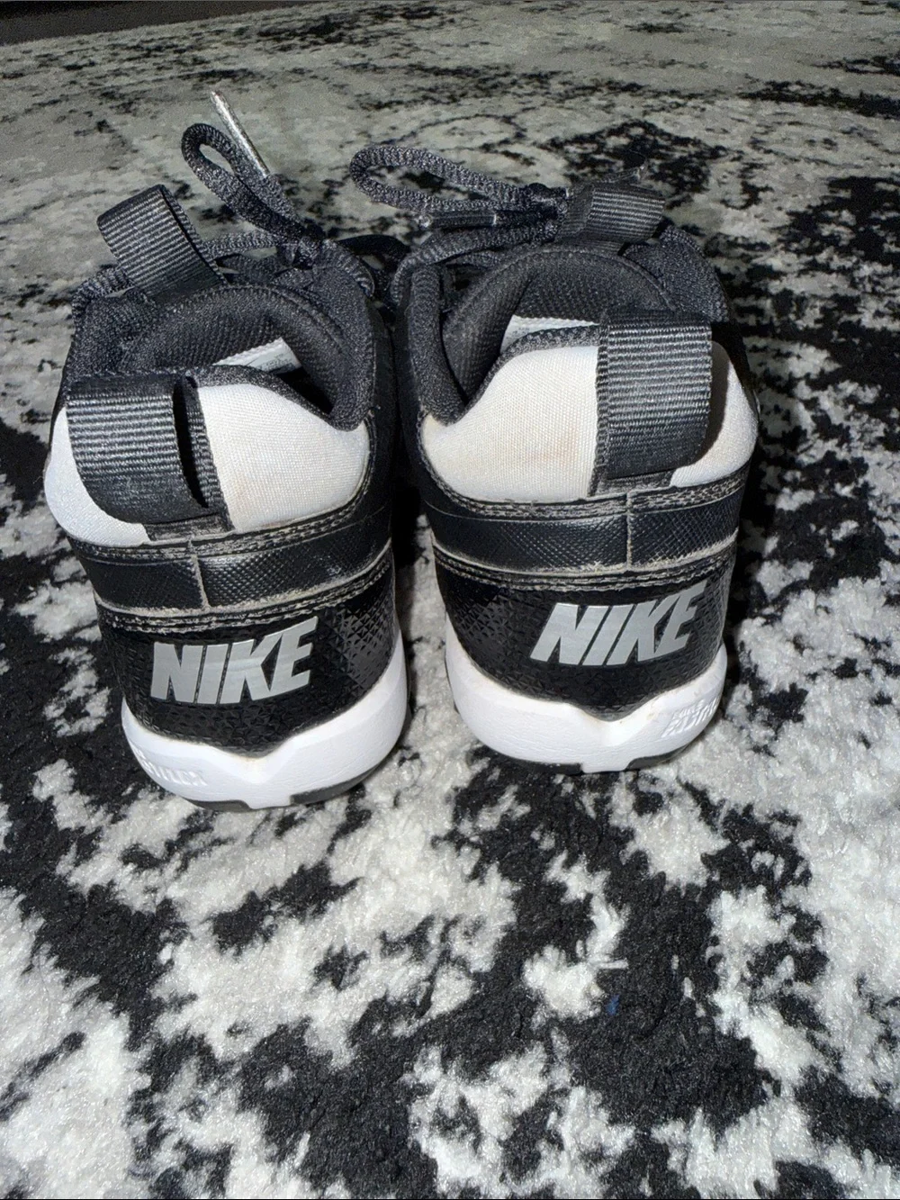 Nike Alpha Menace Black and White Athletic cleats with Silver Accents size 4.5